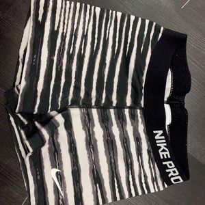 nike pros sports shorts